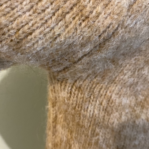 H&M sweater - Picture 6 of 7